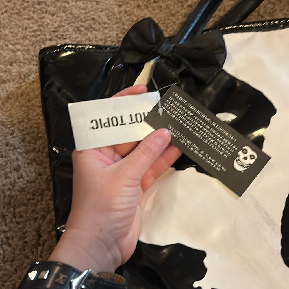 Hot Topic Misfits bag - Picture 3 of 7